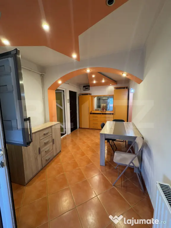Apartament 2 camere decomandat, 52mp, Rovine, zona Borcanu - Craiova (Dolj)