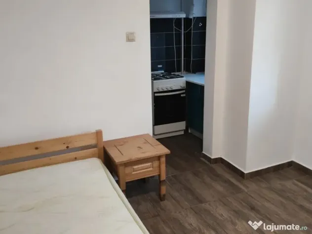 Tineretului sincai etaj 3 stradal - Bucuresti (Bucuresti-Ilfov)