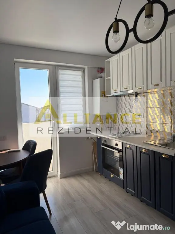 2 camere open space Nou, Metrou aparatorii patriei parcare 40 euro - Bucuresti (Bucuresti-Ilfov)