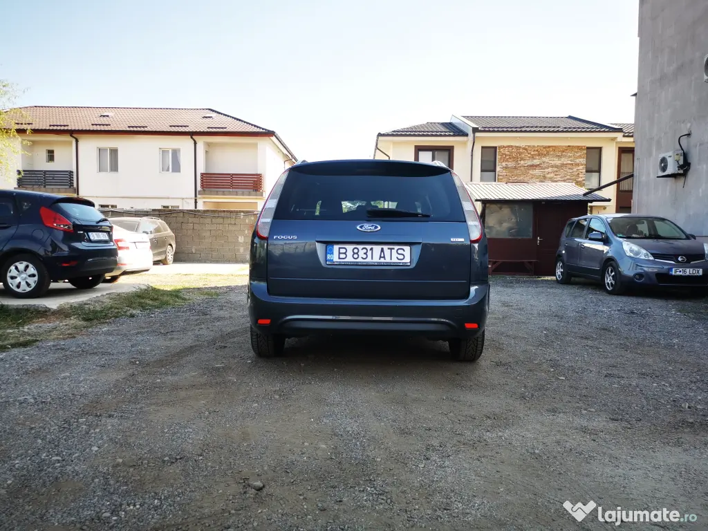 FORD Focus 2010 — imagine 6