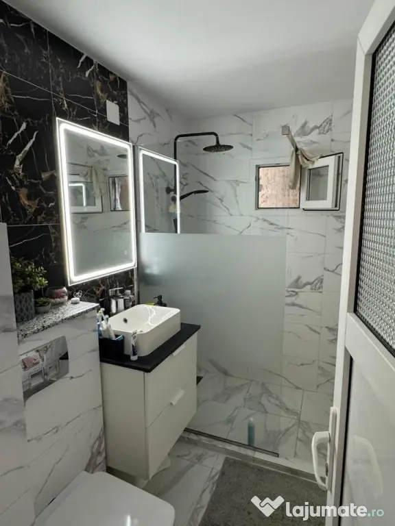 Apartament de vanzare 3 camere - Blaj (Alba)