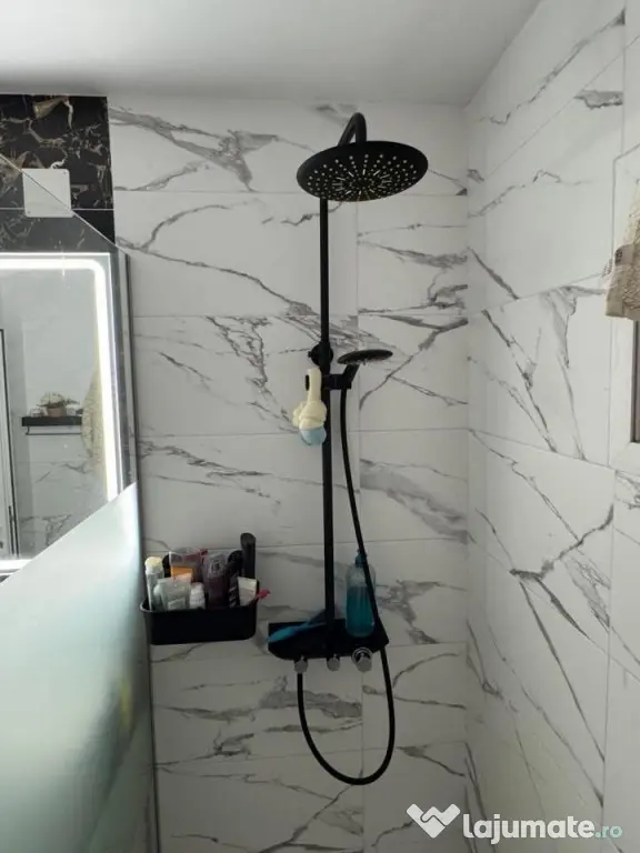 Apartament de vanzare 3 camere - Blaj (Alba)