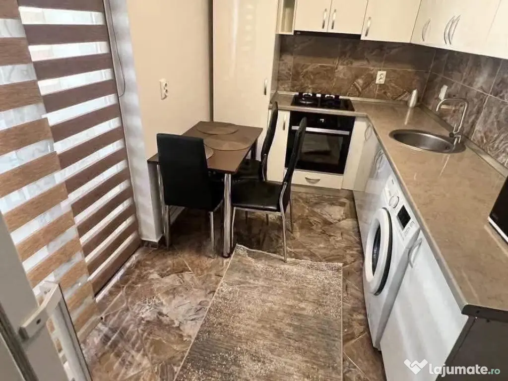 Închiriez apartament în bloc NOU ULTRACENTRAL cu PARCARE - Targu Jiu (Gorj)