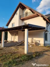 Casa duplex de vanzare ,320mp,Dornesti