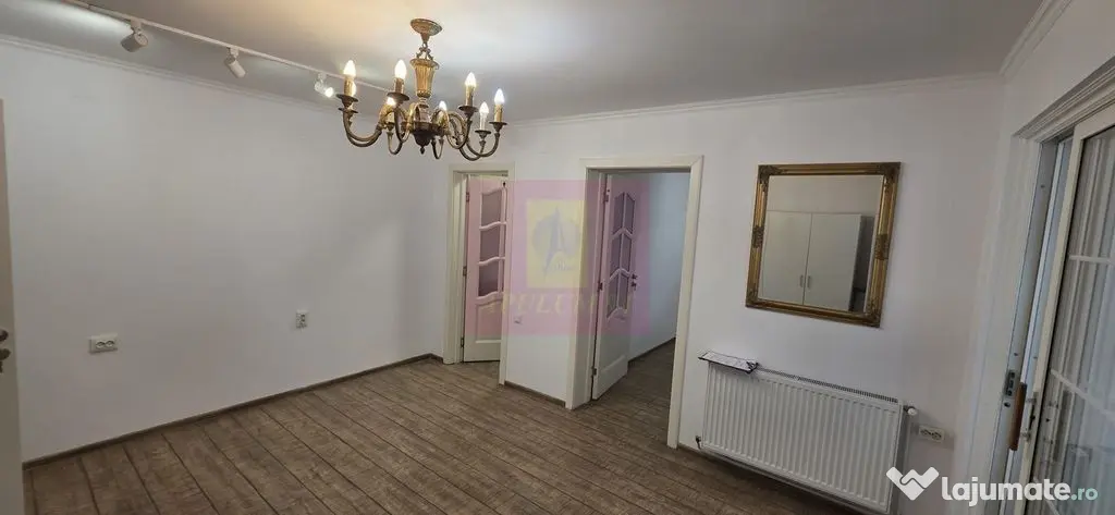 Apartament cu 2 camere, spatiu comercial – Campina, central - Campina (Prahova)