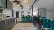 Vila deosebită cu piscina pe Drumul Poienii, Braşov