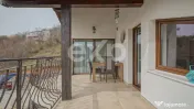 Vila deosebită cu piscina pe Drumul Poienii, Braşov