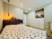 3 camere cu promenada la lac, școală internațională, par 