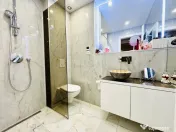 3 camere cu promenada la lac, școală internațională, par 