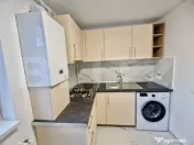 Garsonieră decomandată, renovată complet și mobilată ?? 