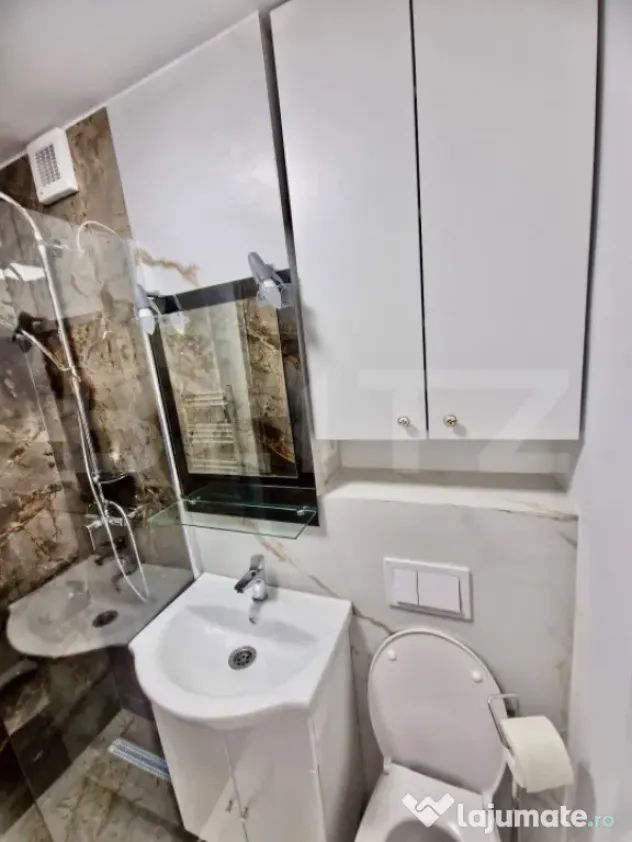 Garsonieră decomandată, renovată complet și mobilată ?? - Brasov (Brasov)
