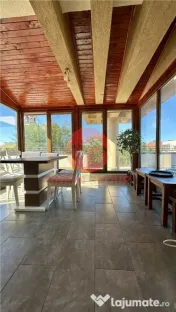 Penthouse cu Terasa Impresionanta in zona Capitol 