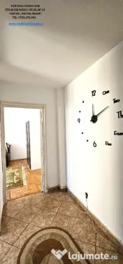 Apartament 2 camere decomandate,etaj 3- zona Centrala,Tribunalul Vechi 