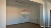 De închiriat spațiu comercial, 60 mp, în zona Episcopia Bihorului 