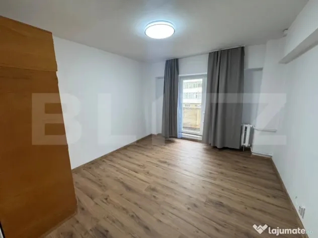 Spațiu central, renovat complet – ideal pentru birou sau - Craiova (Dolj)