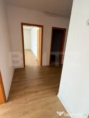 Apartament 3 camere, 2 bai, etaj intermediar, parcare, boxa, 