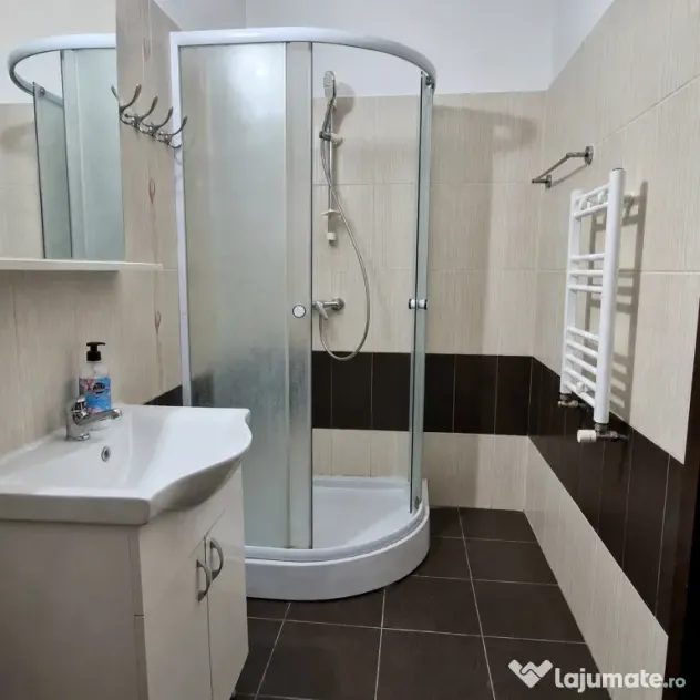 Închiriez apartament 1 camera