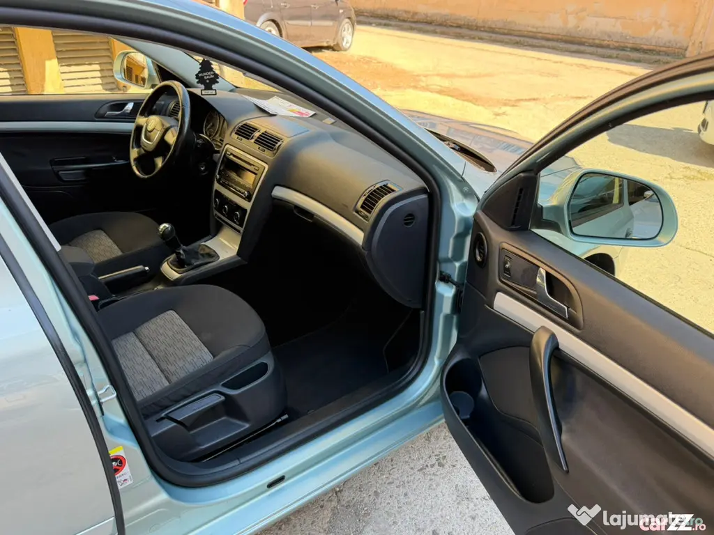 Škoda Octavia Facelift 2010 • 1.4 TSI 122 CP • Combi • Scaune încălzite - Bucuresti (Bucuresti-Ilfov)