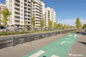Ap 2 camere decomandat, terasă închisă și loc parcare, etaj