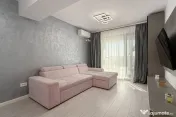 Ap 2 camere decomandat, terasă închisă și loc parcare, etaj