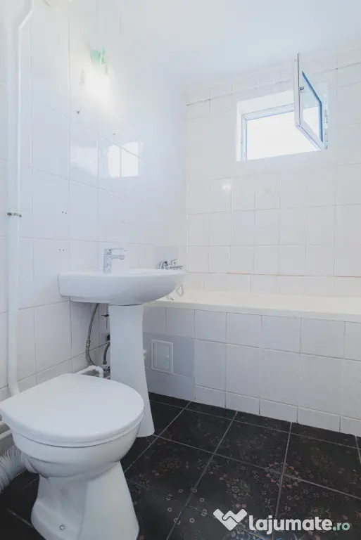 Un apartament compact, într-o zonă în care ai aproape tot - Constanta (Constanta)