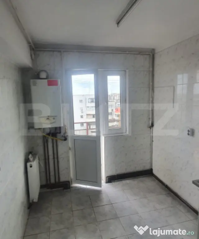 Apartament 2 camere, 48.20 mp, zona Vest - Ploiesti (Prahova)