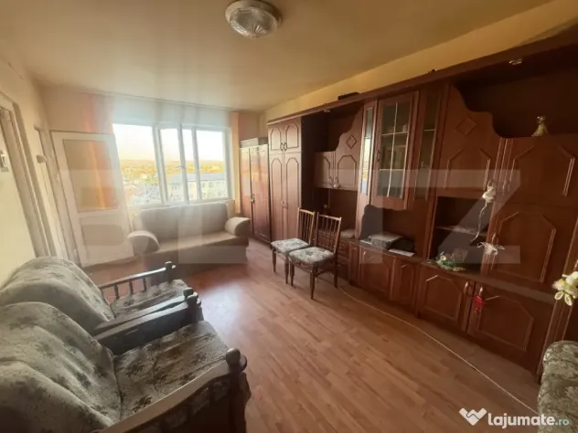 Garsonieră 27 mp | Etaj 6 | Lift | Centrală proprie - Targoviste (Dambovita)