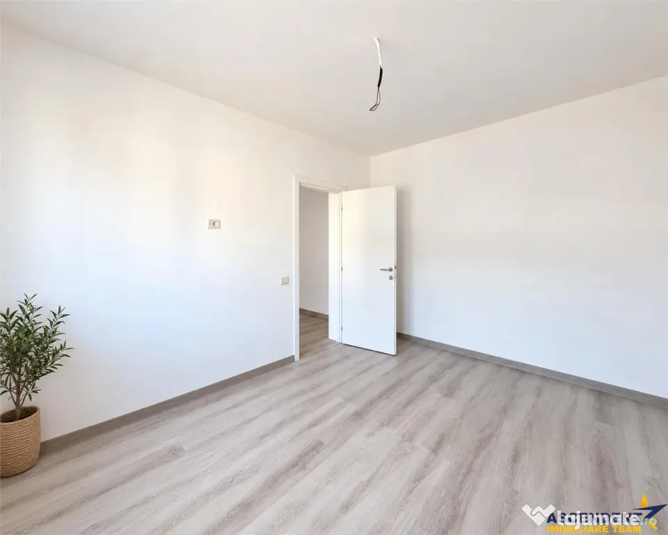 Apartament cu aer contemporan, terasa panoramica, parcare, S - Sanpetru (Brasov)