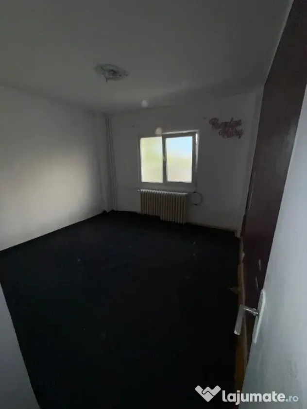 Apartament 3 camere Republicii - LibraBank - Ploiesti (Prahova)