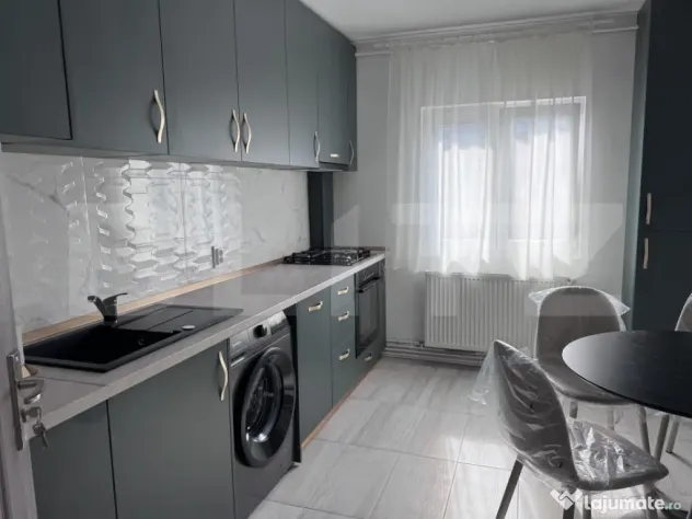 Apartament 2 camere, 50 mp, zona Republicii Catedrala - Ploiesti (Prahova)