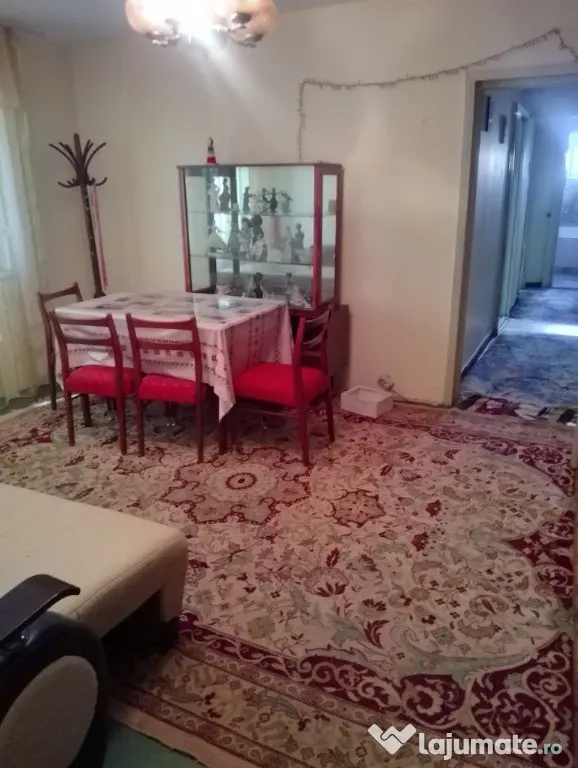 Închiriez apartament 3 camere Micro 14 - Buzau (Buzau)