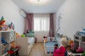 Apartament cu terasa cat o gradina, trei boxe si doua 