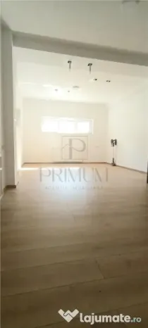 Spatiu comercial open-space pentru birouri,sala sport - Comp