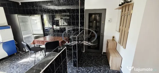 3 camere cu 2 bai si 2 balcoane - Cluj-Napoca (Cluj)
