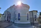 Cladire deosebita complet amenajata 