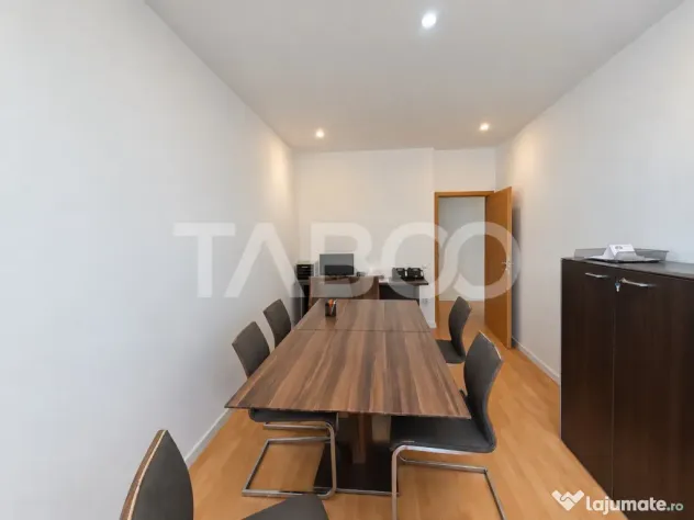 Spatiu birouri de inchiriat renovat modern 50 mp in Sibiu zo - Sibiu (Sibiu)