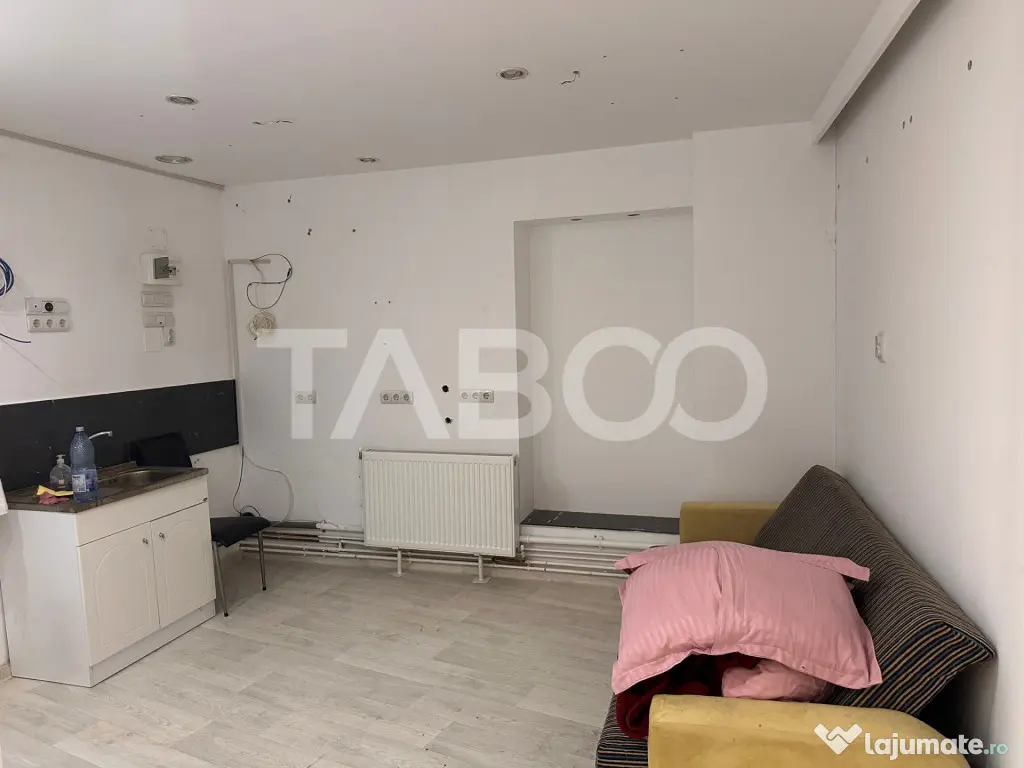 Spatiu comercial 28 mp renovat Orasul de Jos Sibiu de inchir - Sibiu (Sibiu)