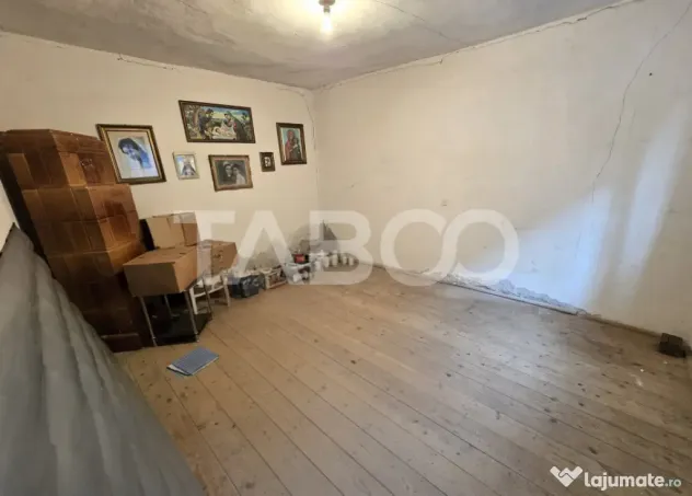 Casa tip duplex de vanzare la curte comuna pivnita in Piata - Sibiu (Sibiu)