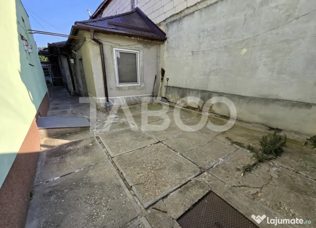 Casa tip duplex de vanzare la curte comuna pivnita in Piata - Sibiu (Sibiu)