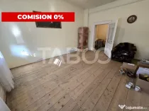 Casa tip duplex de vanzare la curte comuna pivnita in Piata