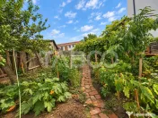 Casa de vanzare in Ocna Sibiului – liniste natura si gradi 