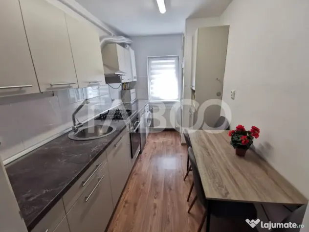 Apartament cu 3 camere decomandate la parter inalt in zona T - Sibiu (Sibiu)