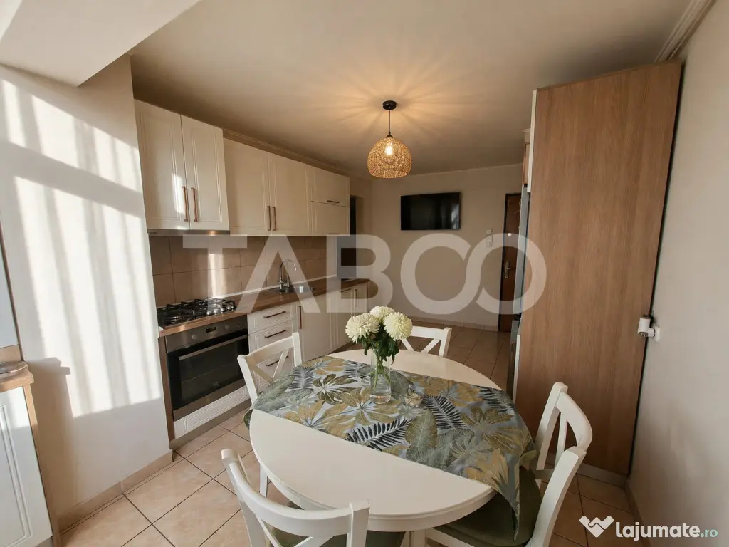 Apartament decomandat de vanzare 3 camere pivnita Vasile Aar - Sibiu (Sibiu)