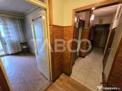 Apartament decomandat 4 camere 4 balcoane 2 bai etaj 1 Centr 