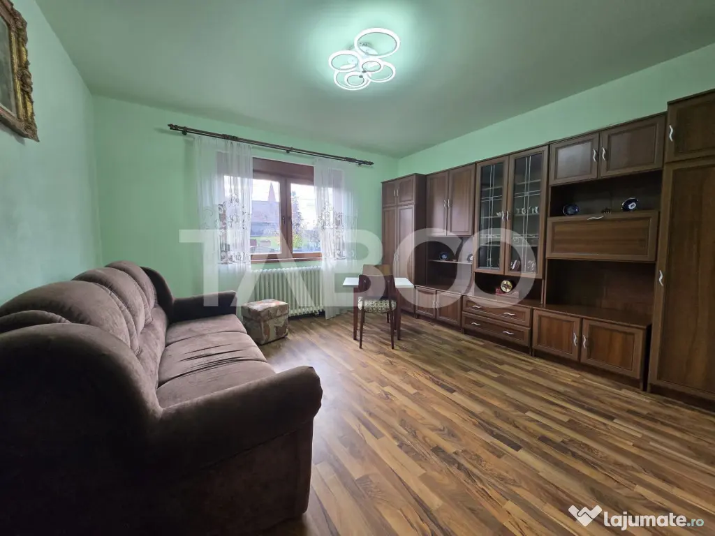 Casa individuala de vanzare 120mp 4 camere si curte 1310mp G - Sibiu (Sibiu)