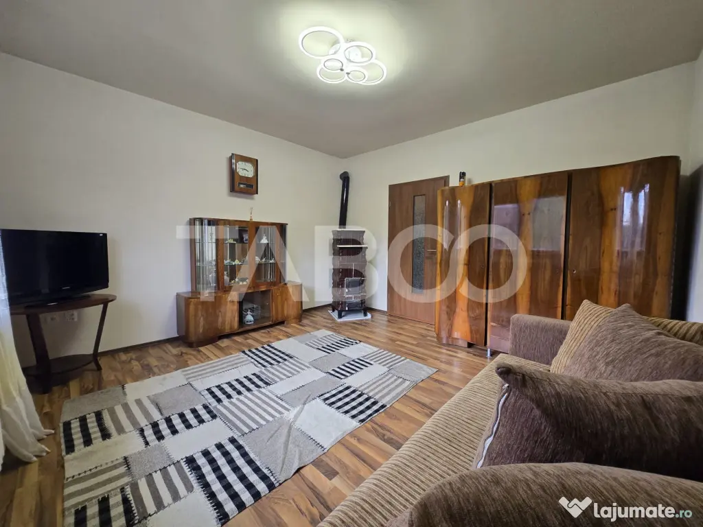 Casa individuala de vanzare 120mp 4 camere si curte 1310mp G - Sibiu (Sibiu)