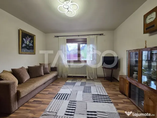 Casa individuala de vanzare 120mp 4 camere si curte 1310mp G - Sibiu (Sibiu)