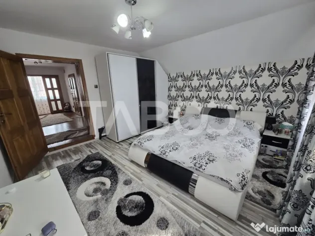 Casa mobilata de vanzare 150 mpu teren 450 mp garaj Piata Cl - Sibiu (Sibiu)