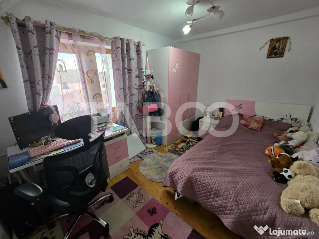Casa mobilata de vanzare 150 mpu teren 450 mp garaj Piata Cl - Sibiu (Sibiu)