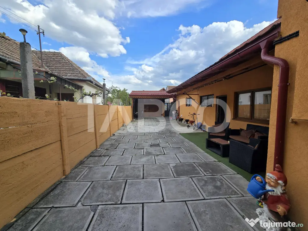 Casa mobilata de vanzare 150 mpu teren 450 mp garaj Piata Cl - Sibiu (Sibiu)